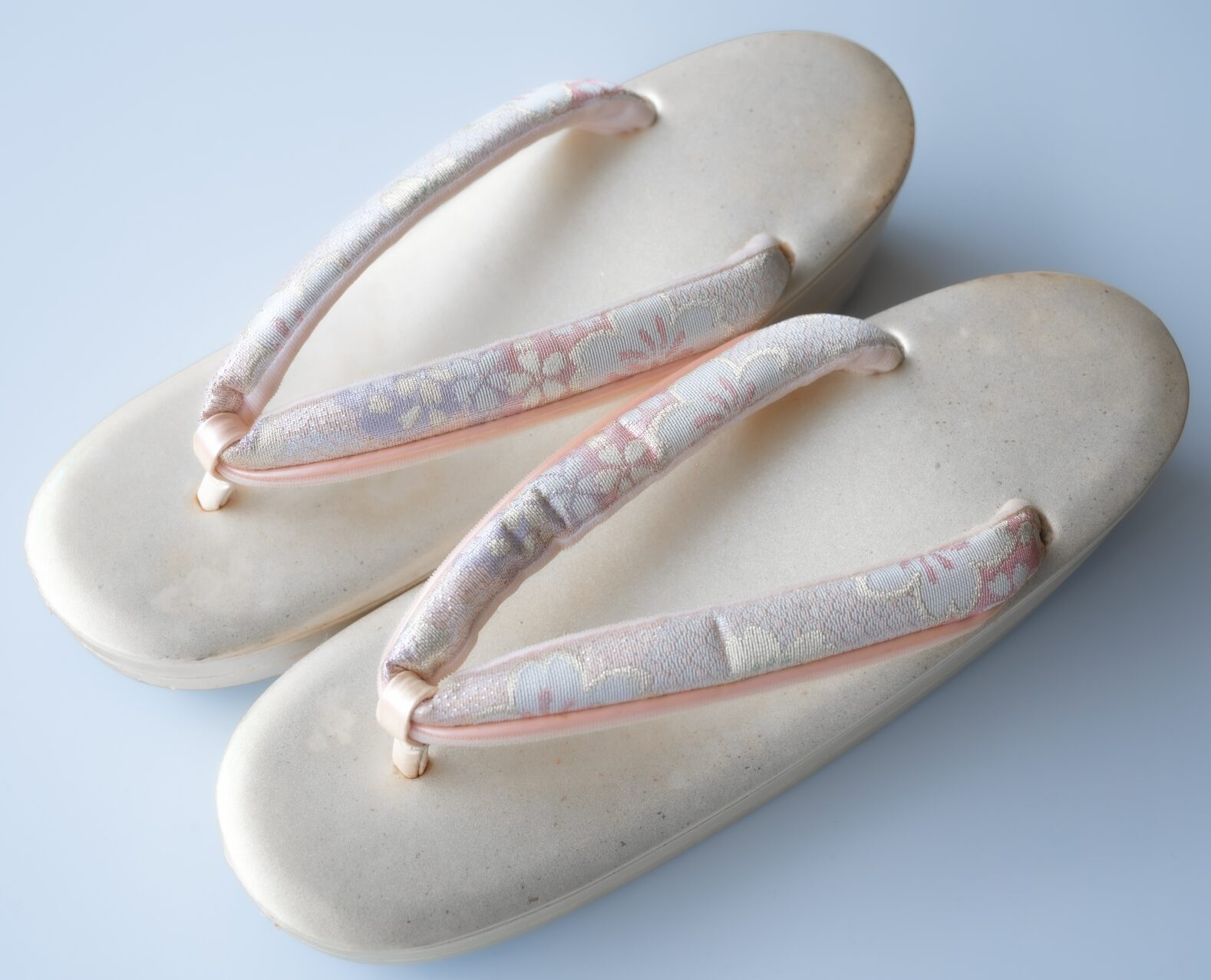 Zori Sandals